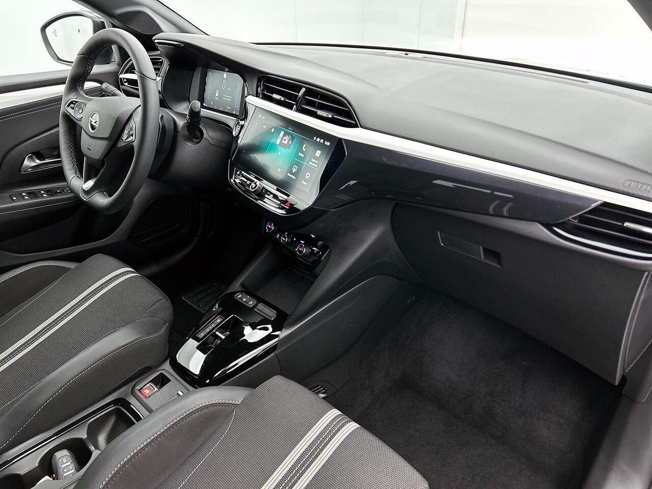 Opel CORSA 1.2 Turbo Hybrid 136pk Automaat GS | Navigatie | Apple Carplay/Android Auto | Digitale Cockpit | Camera | Parkeer sensoren | Airco | Lichtmetalen Velgen | Cruise Control