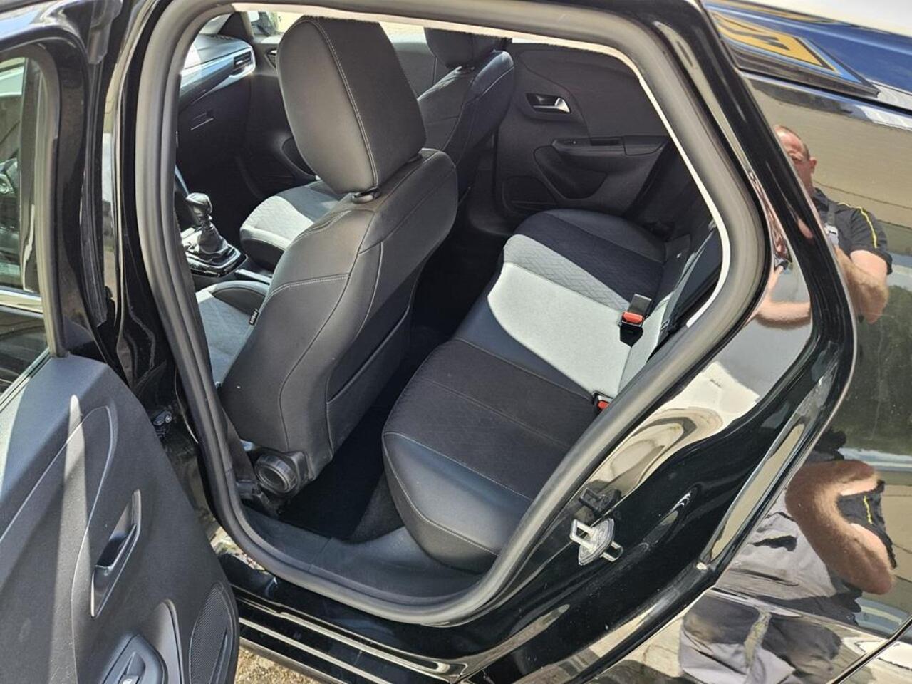 Opel CORSA 1.2 Edition