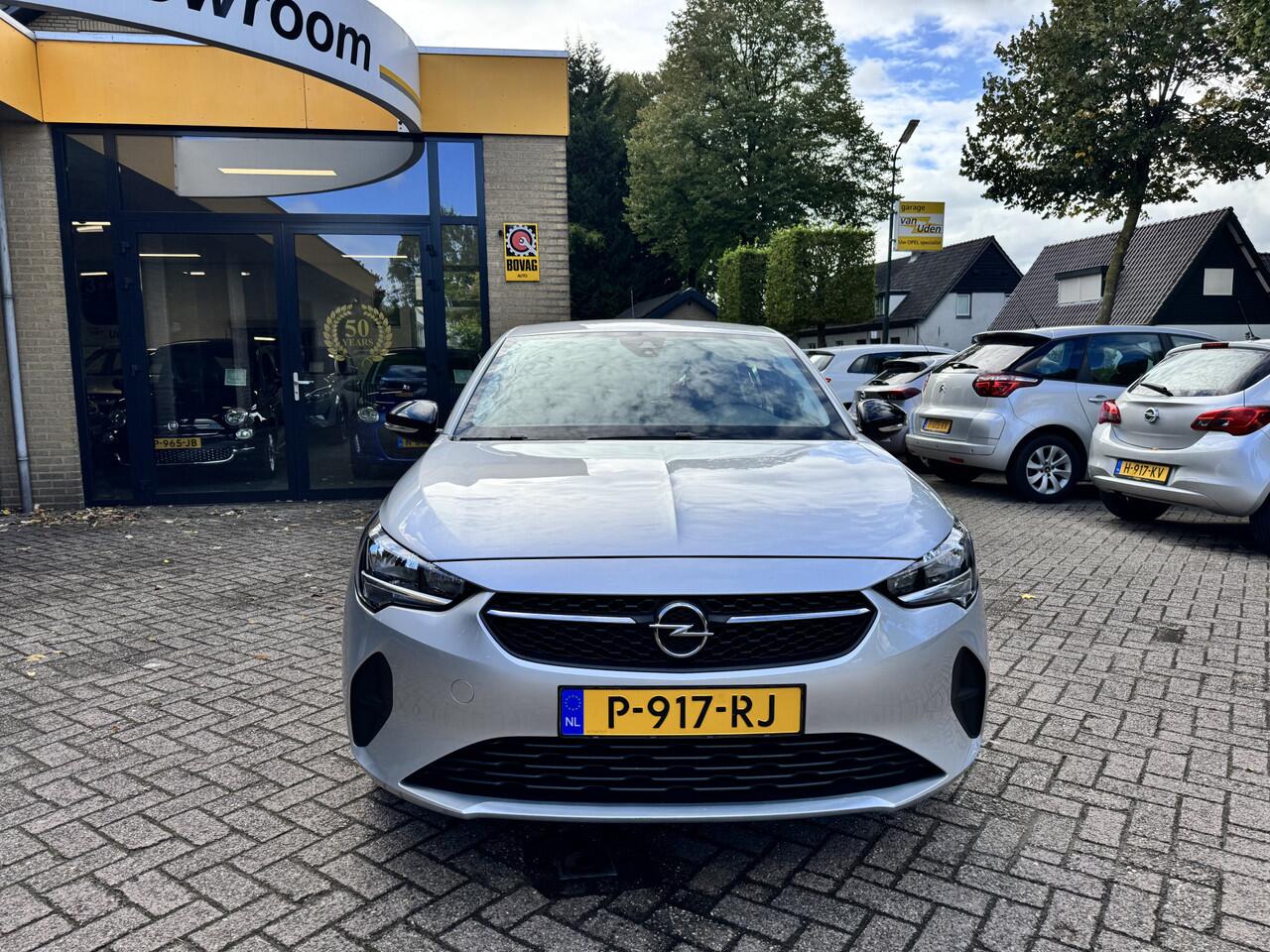Opel CORSA 1.2 Edition Airco Navi Carplay
