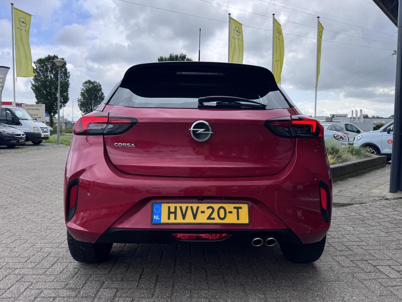 Opel CORSA 1.2 GS Line AUTOMAAT 130 pk!! | Camera | 17 inch LMV | Carplay | LED | Dode hoek