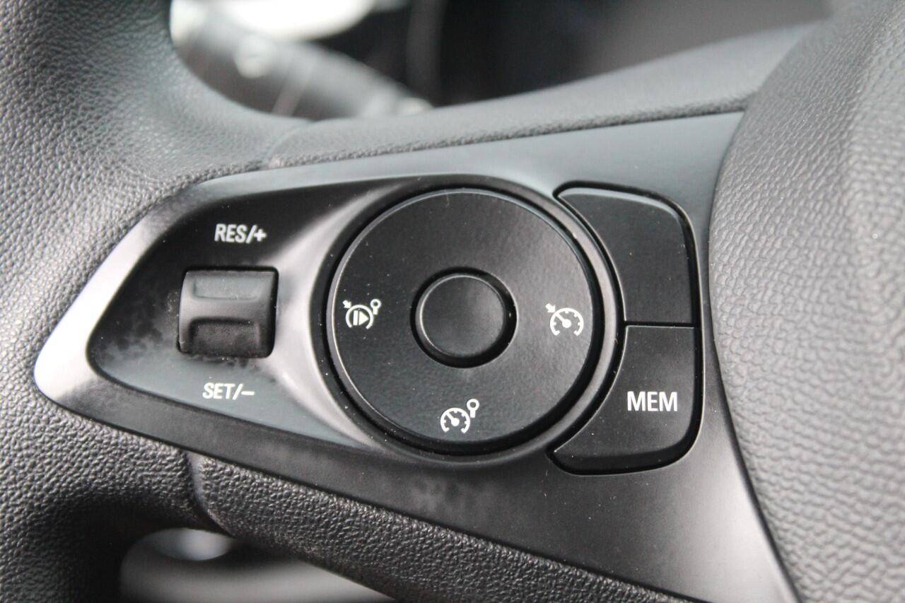 Opel CORSA 1.2 Edition