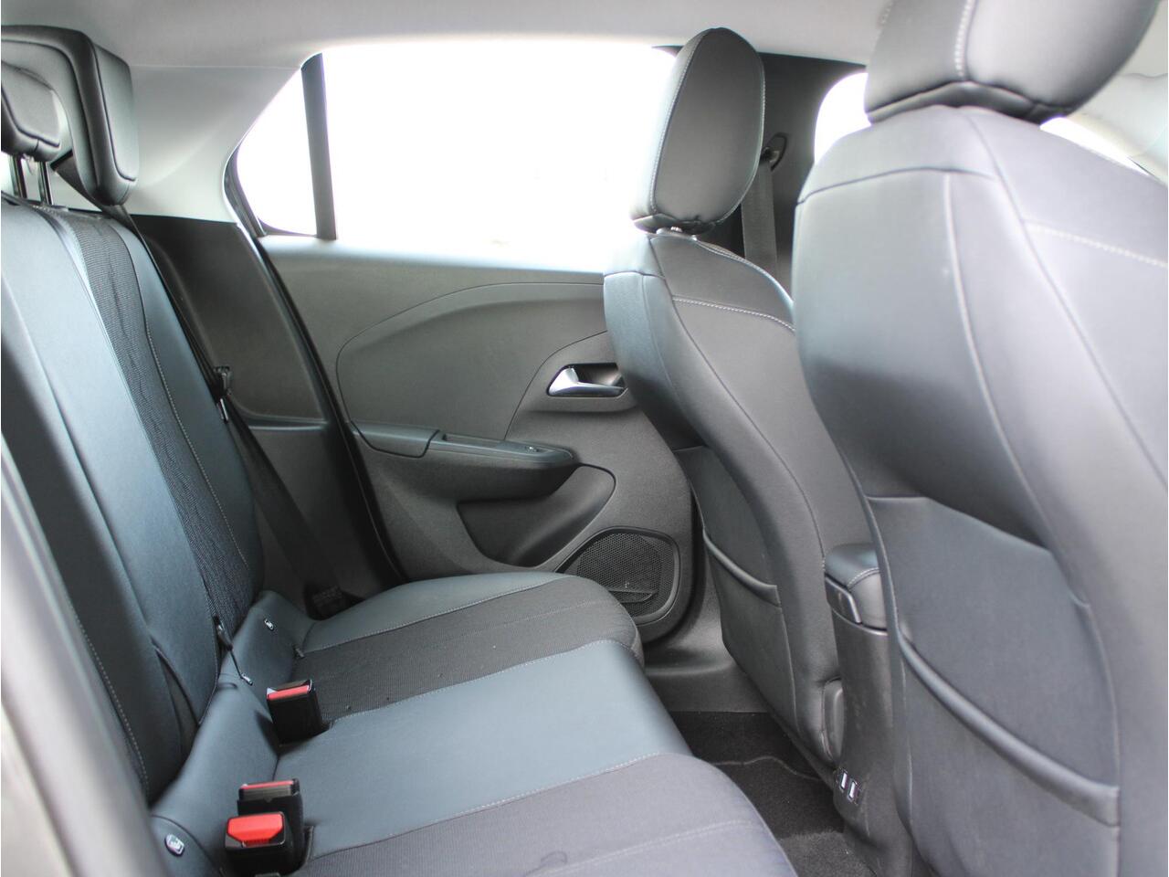 Opel CORSA 1.2 Elegance | Navi / Climate / Cruise