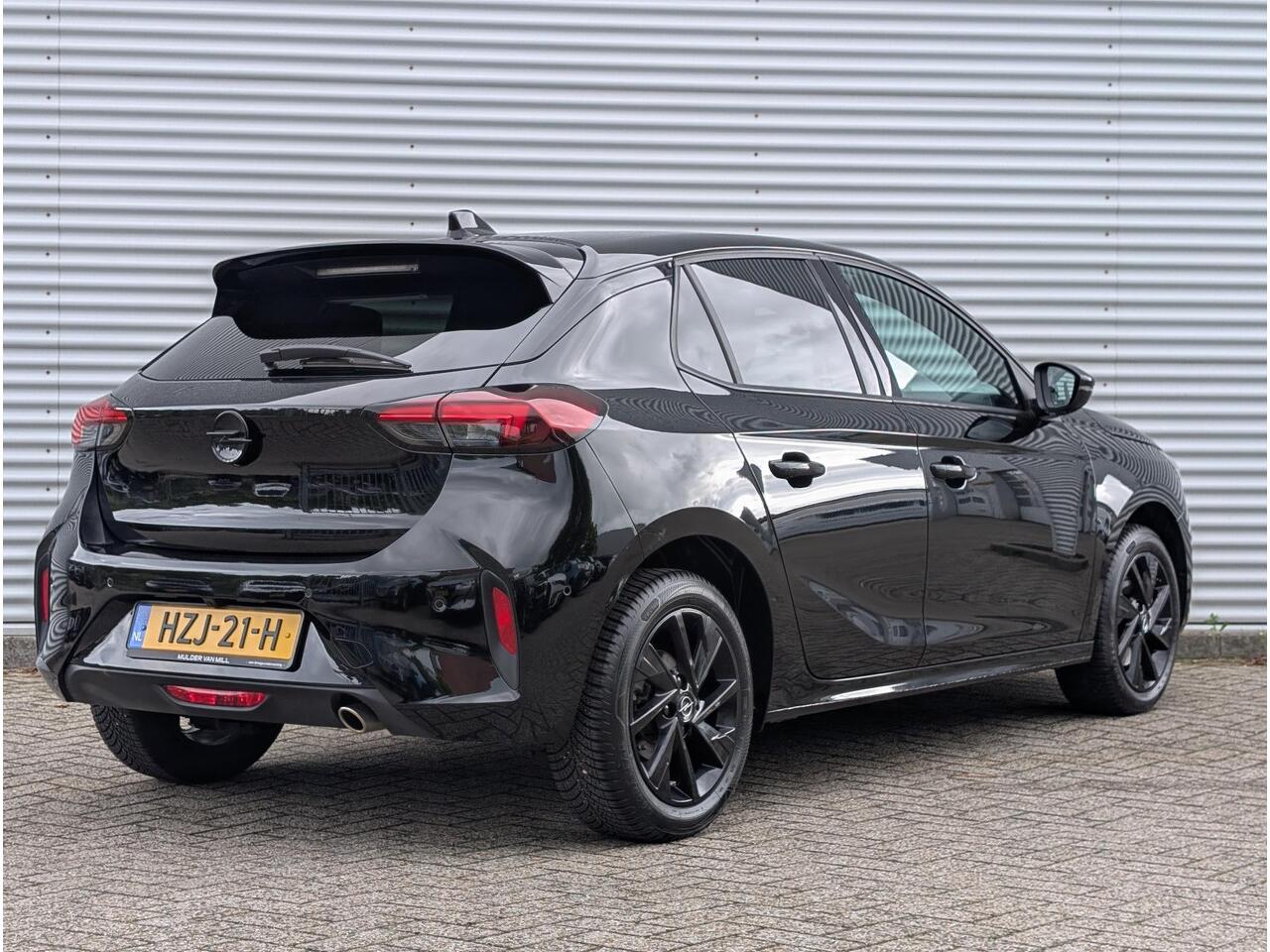 Opel CORSA GS 1.2 Turbo 100pk EAT8 | LED MATRIX | 180° CAMERA + SENSOREN | NAVI PRO | CLIMATE CONTROL | STOEL + STUURVERWARMING | ISOFIX | DAB+ |