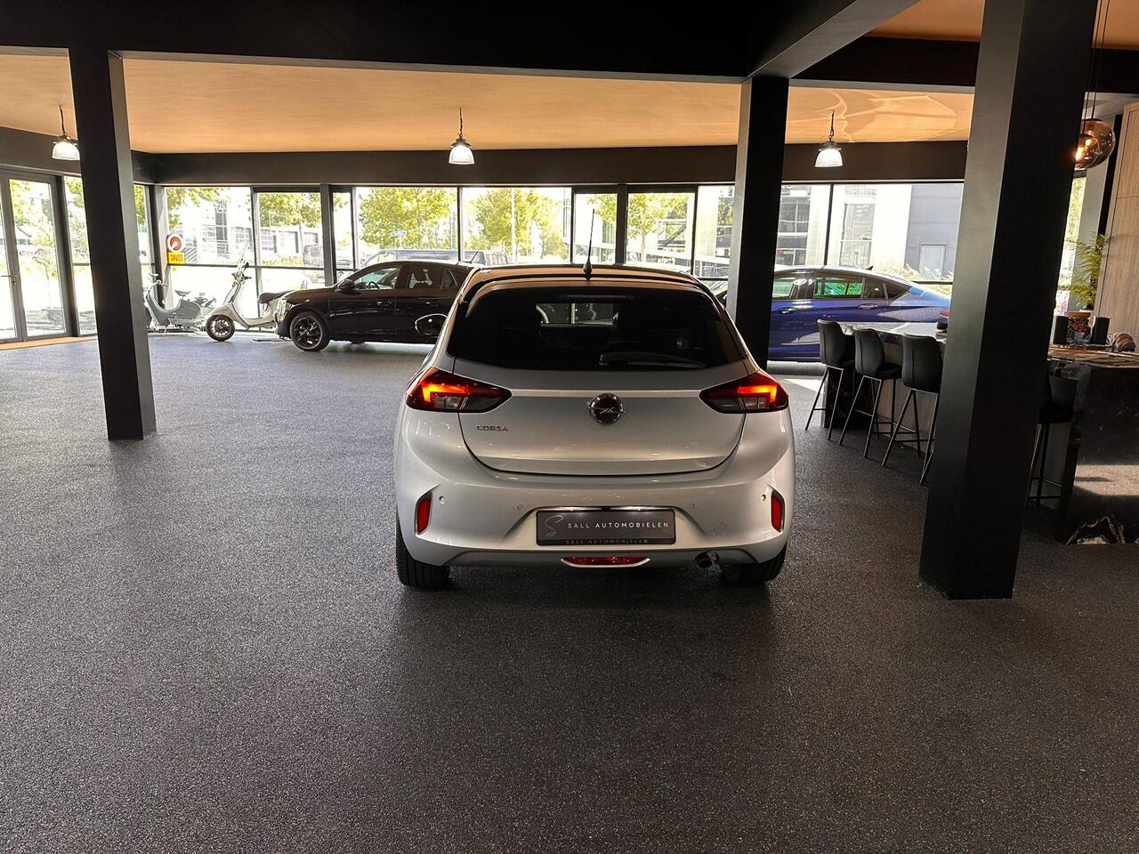 Opel CORSA 1.2 Edition Two tone/navi/360