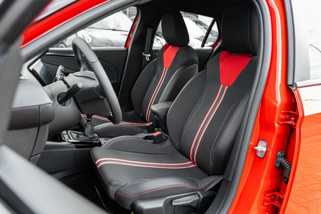 Opel CORSA 1.2 Turbo Yes | Stoel- en stuurverwarming | Apple Carplay / Android Auto | LED Koplampen | Cruise Control | DAB+ radio |