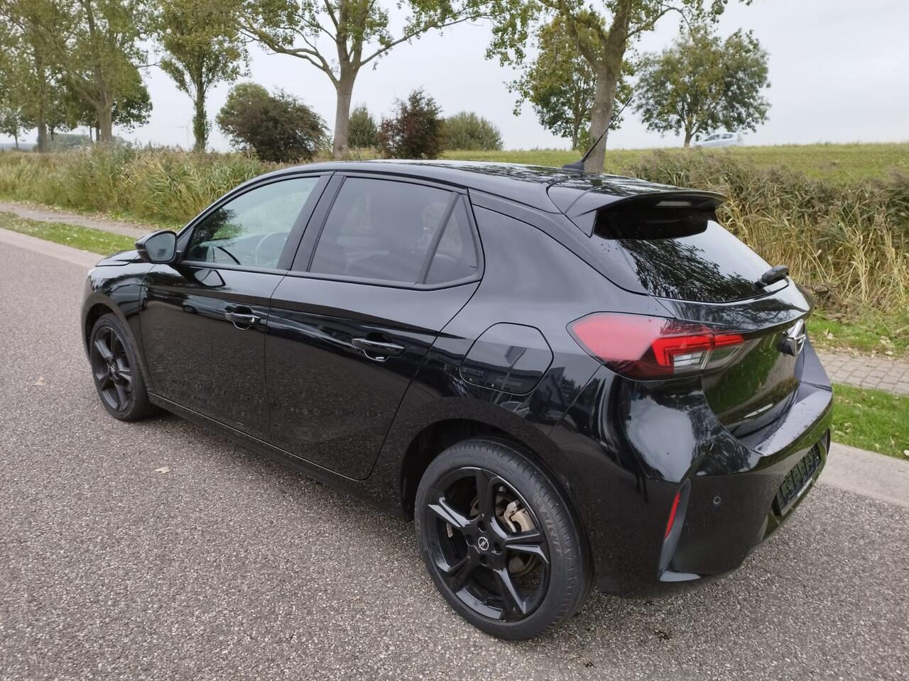 Opel CORSA 1.2 GS Line ** 49.525 KM ** 5 DRS ** Carplay ** 17 inch ** NAVI ** 100 PK ** 6 BAK **