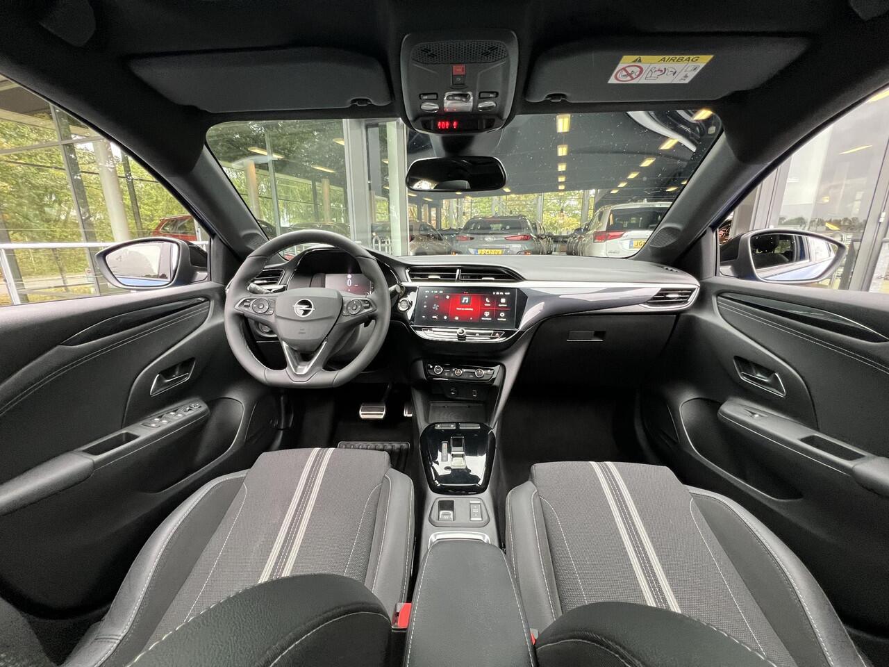 Opel CORSA 1.2 Level 4 Automaat | Panoramadak | Achteruitrijcamera | Navigatie