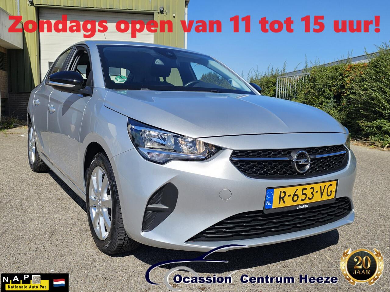 Opel CORSA 1.2 Edition, Carplay! Stuurverwarming! Apk 11-26! Zondag OPEN!