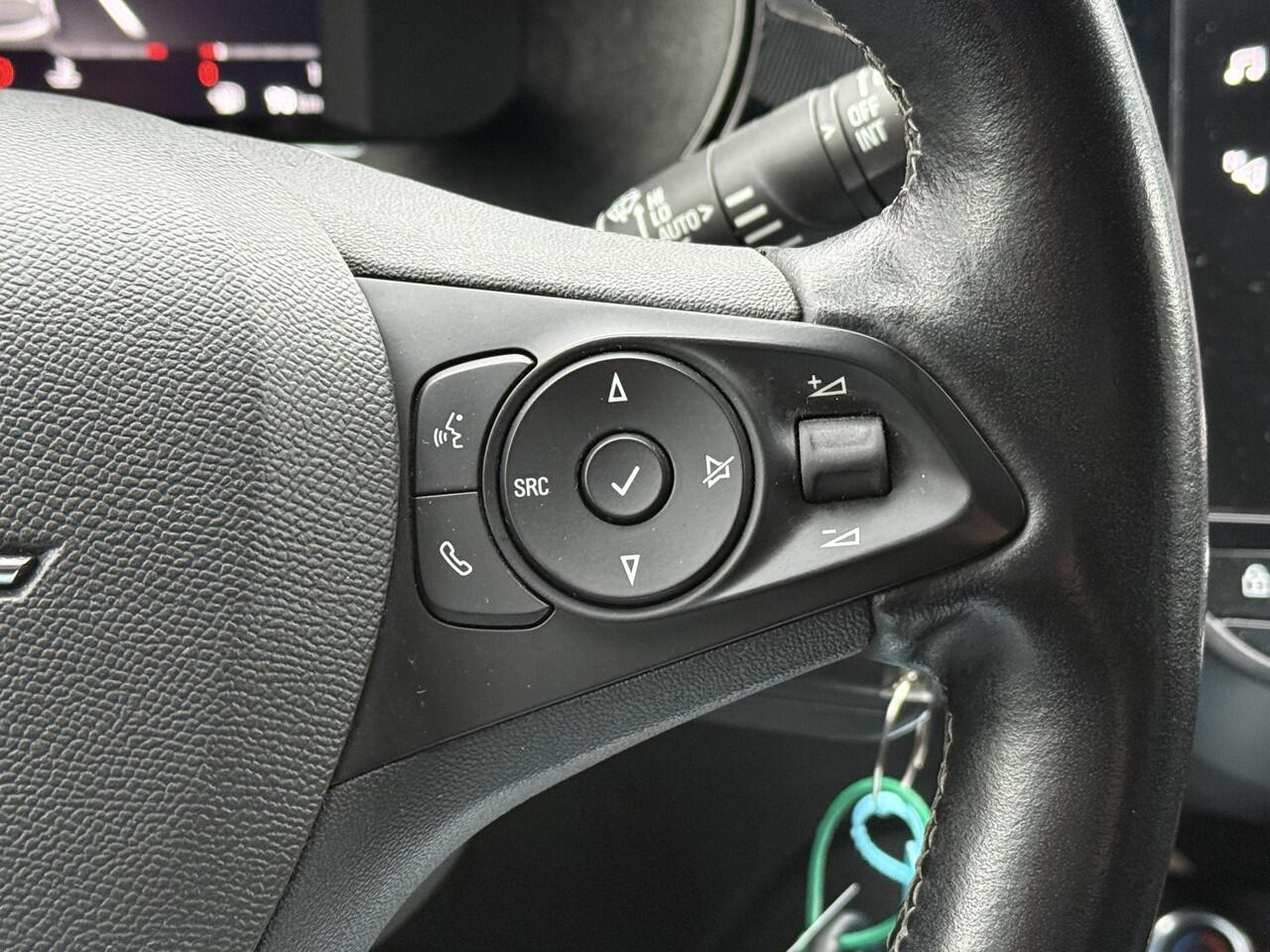 Opel CORSA BWJ 2021 | 1.2T 101PK Elegance | CAMERA A | NAVI | AIRCO | SPORTSTOELEN | PDC 2X | CARPLAY | PRIVACY GLASS |