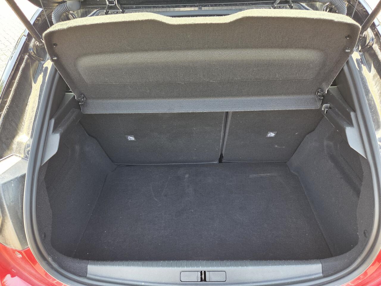 Opel CORSA 1.2 Turbo GS stoelverwarming