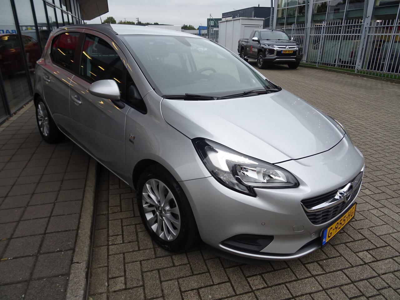 Opel CORSA 1.0 Turbo 120 Jaar Edition | NAVIGATIE | CRUISE CONTROL | CAMERA | CLIMATE CONTROL |