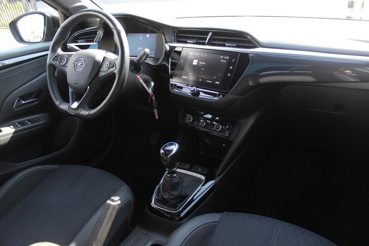 Opel CORSA 1.2 GS Line Panoramadak/Virtual cockpit/Apple carplay/Achteruitrijcamera/Parkeersensoren rondom/Stoelverwarming/Stuurverwarming/Dodehoek detectie/Climate control/17'' Lichtmetalen velgen.