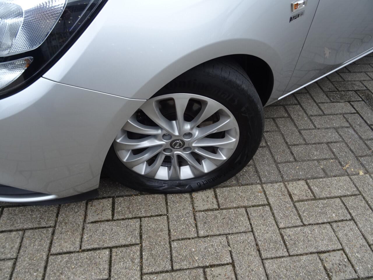 Opel CORSA 1.0 Turbo 120 Jaar Edition | NAVIGATIE | CRUISE CONTROL | CAMERA | CLIMATE CONTROL |