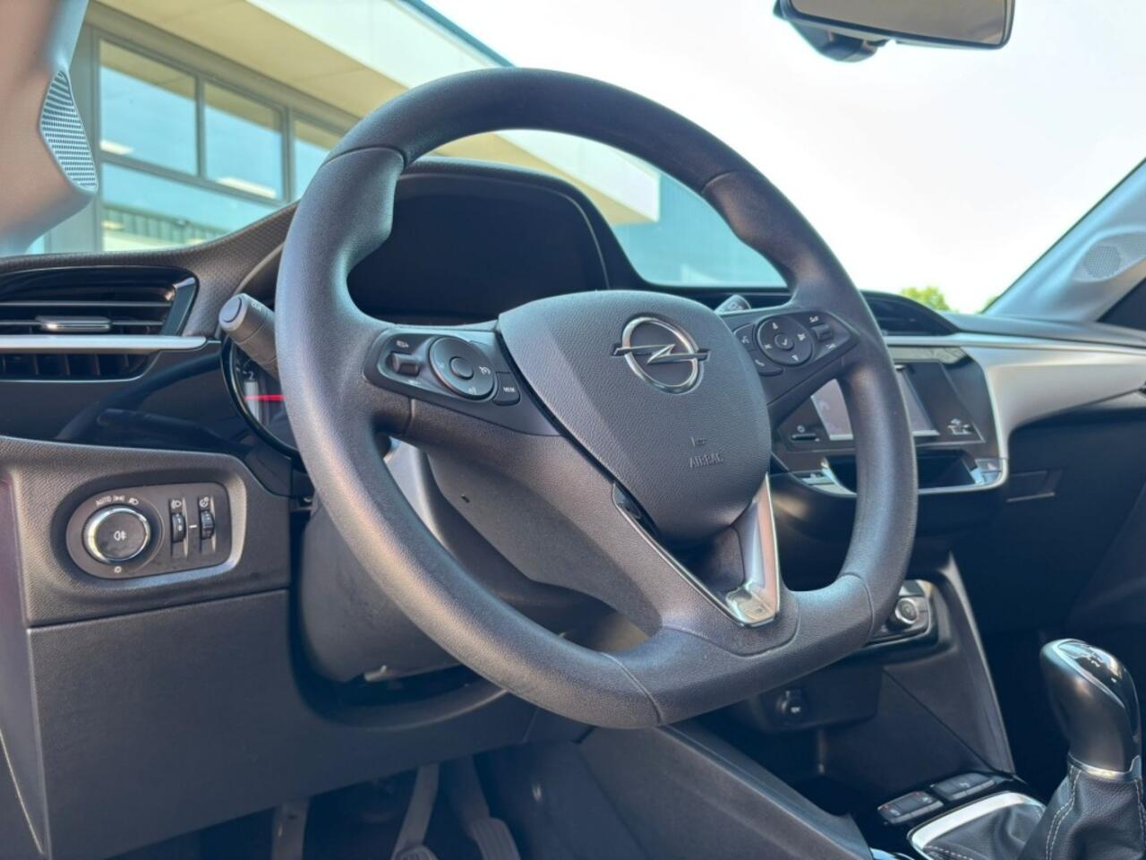 Opel CORSA 1.2 EDITION AIRCO CRUISE STOELVERW.