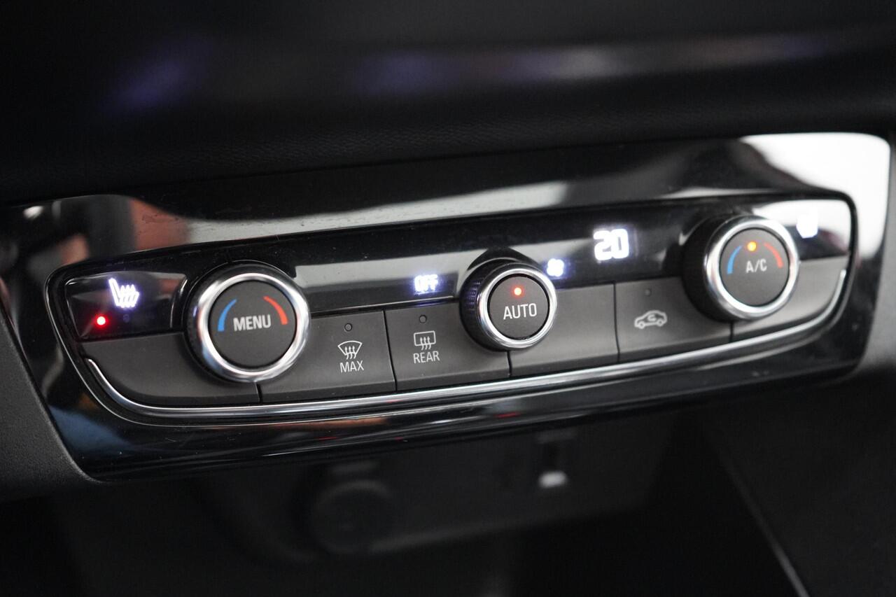 Opel CORSA 1.2 Elegance | Panoramadak | Climate control | Camera | Cruise control | Two-Tone | Stoelverwarming