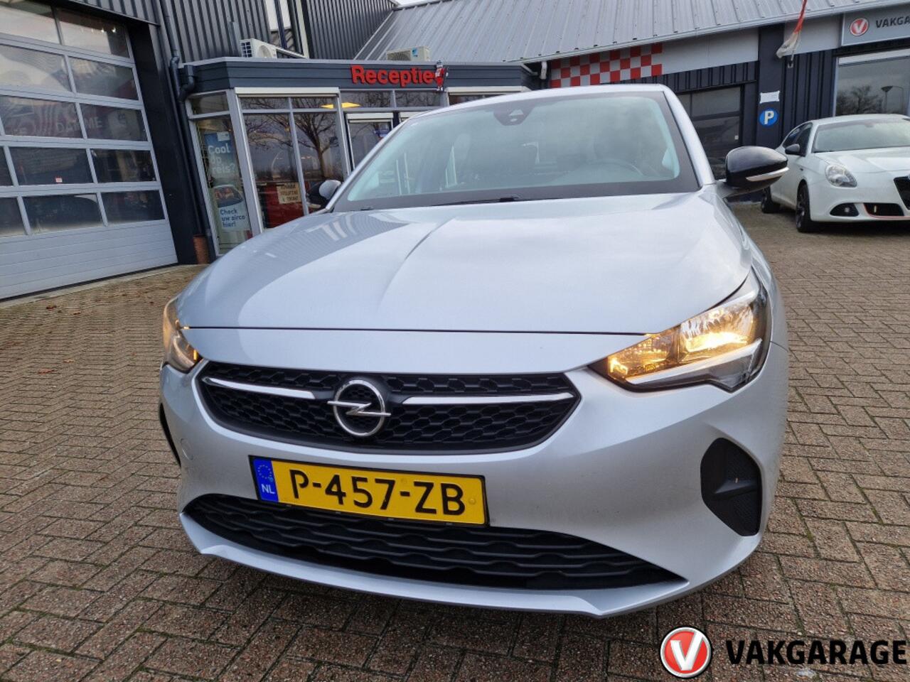 Opel CORSA 1.2 Edition