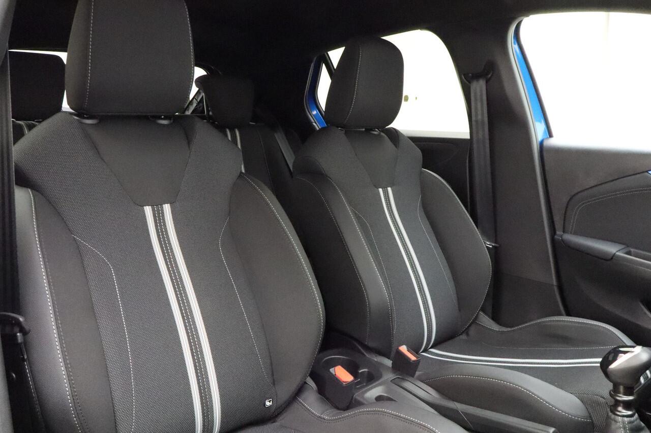 Opel CORSA 1.2 Turbo 100pk Yes | Navigatie via carplay | Sportstoelen | Getint glas | Stuurverwarming | Stoelverwarming | Lichtmetalen velgen