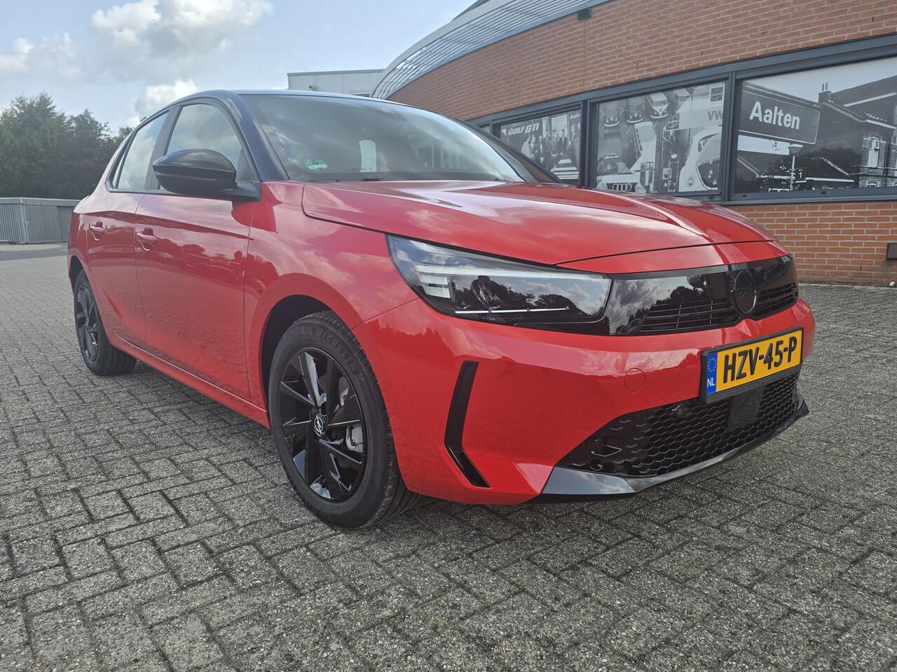 Opel CORSA 1.2 GS Nieuw Nieuw, import uit Denemarken Niet geregistreerd en niet gereden