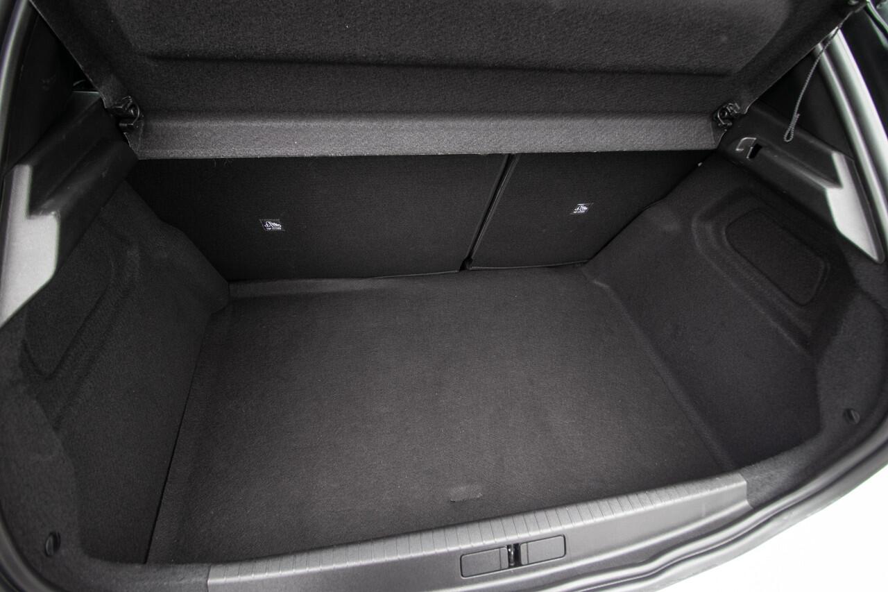 Opel CORSA 1.2 Turbo GS apple cp/android auto | Cruise | Dodeh. sens.