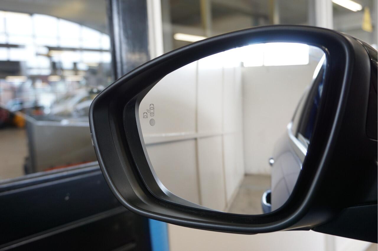 Opel CORSA 1.2 Turbo GS Led verlichting | Camera | Parkeersensoren | climate control | Incl. afleverbeurt en 12 Bovag garantie