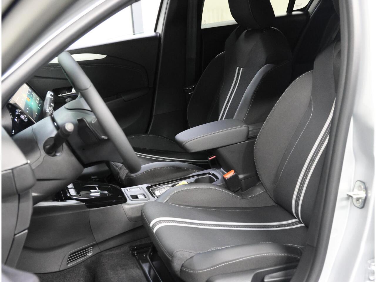 Opel CORSA 1.2 Turbo Hybrid GS | Incl. ¤5.223,59 Korting! | AppleCarPlay/AndroidAuto | ClimateControl | Navigatie | CruiseControl | Keyless | Stoel/Stuur verwarming | Dodehoek Detectie | Matrix LED koplampen |