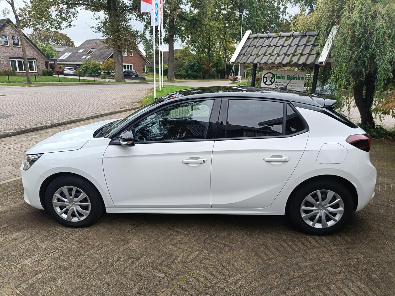 Opel CORSA 1.2 Edition Style Pakket//Navigatie//Camera//4-seizoenenbanden