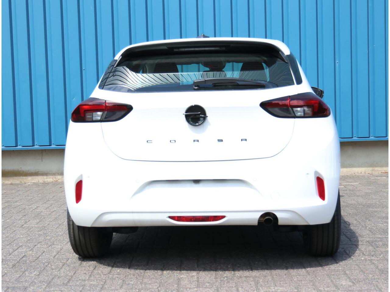 Opel CORSA 1.2 Edition | Incl. ¤3.359 korting! | Airco | Achteruitrijcamera | Parkeersensoren Voor en Achter | Dodehoekdetectie | Apple Carplay/ Android Auto |