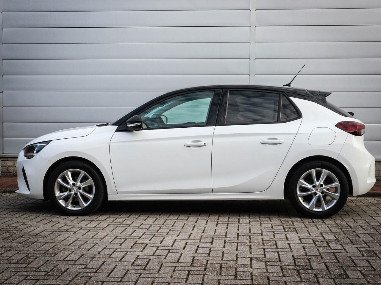 Opel CORSA 1.2 Black Edition | Clima | Cruise | Navi | Black edition | Stoelverwarming |