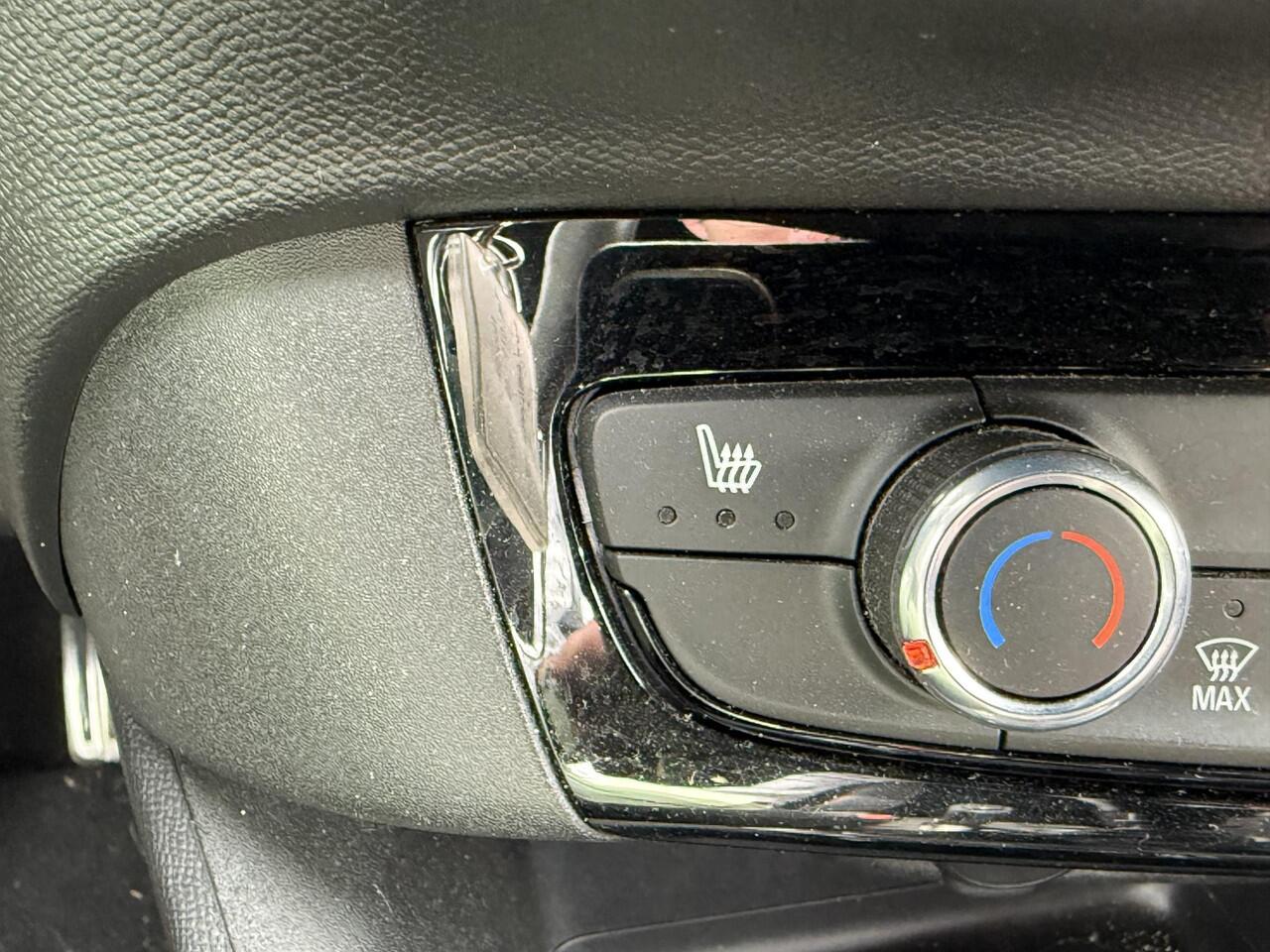 Opel CORSA 1.2 GS Line / ALL-IN RIJKLAARPRIJS /Airco/Apple Carplay/Duo-Tone/16"Zwarte velgen