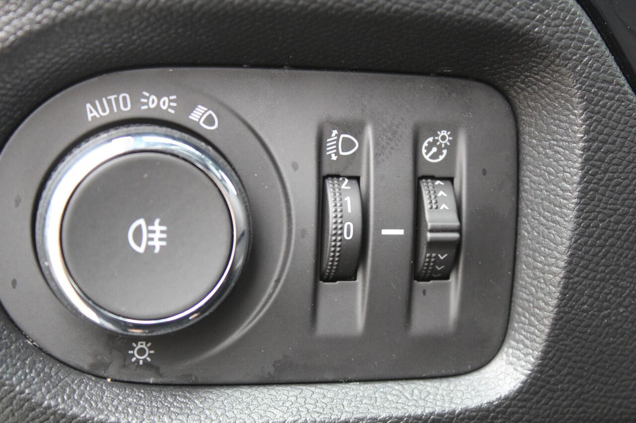 Opel CORSA 1.2 Turbo GS Edition Apple carplay/ Android auto l Navigatie l 360 camera l Cruise control l Start- stop knop l Dodehoek detectie VDL auto