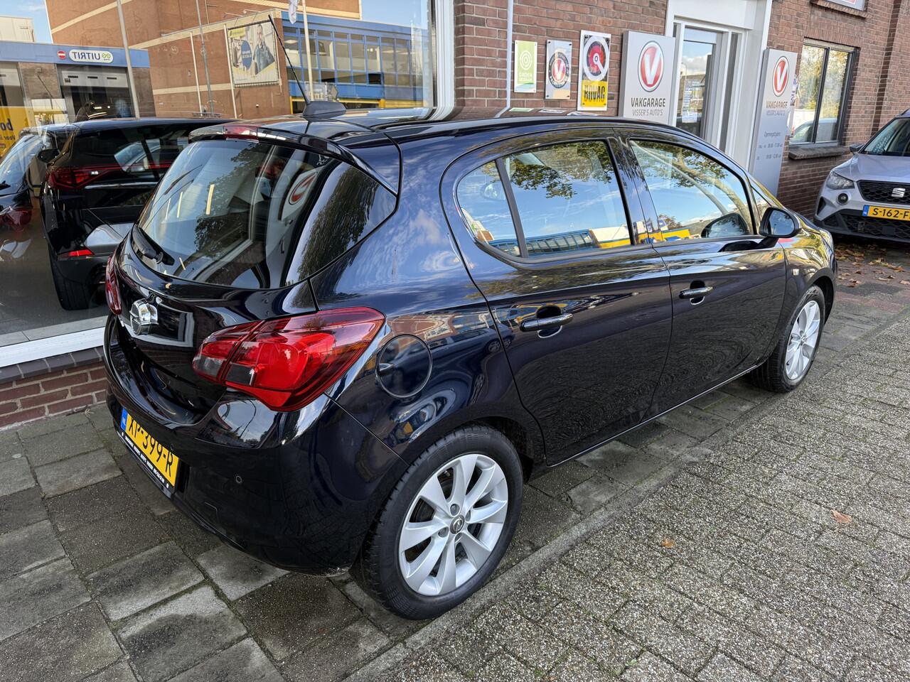 Opel CORSA 1.4 Favourite | navigatie | airco | lichtmatelen wielen |