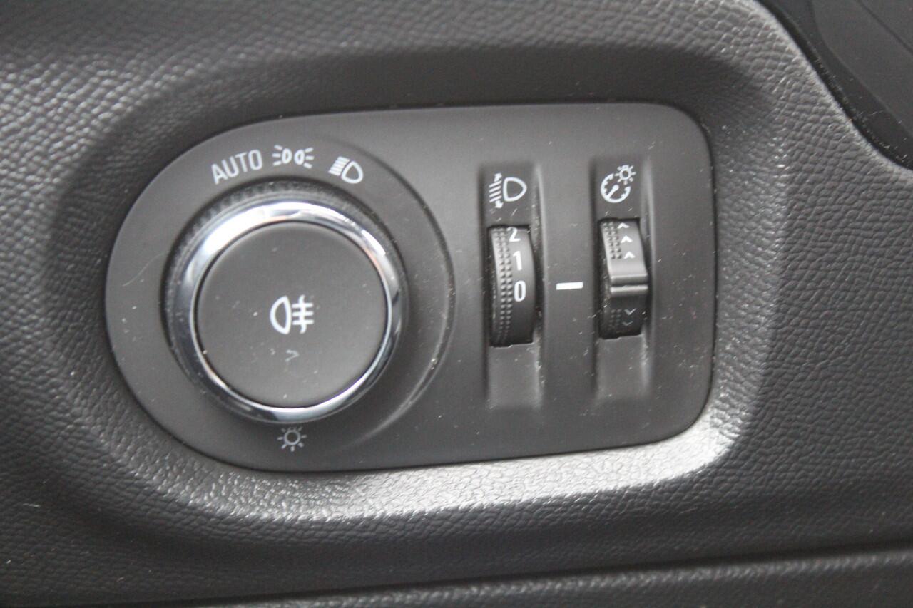 Opel CORSA 1.2 Turbo Edition Start- stop knop l Cruise control l Navigatie l AppleCarPlay/AndroidAuto l Parkeer camera I VDL auto