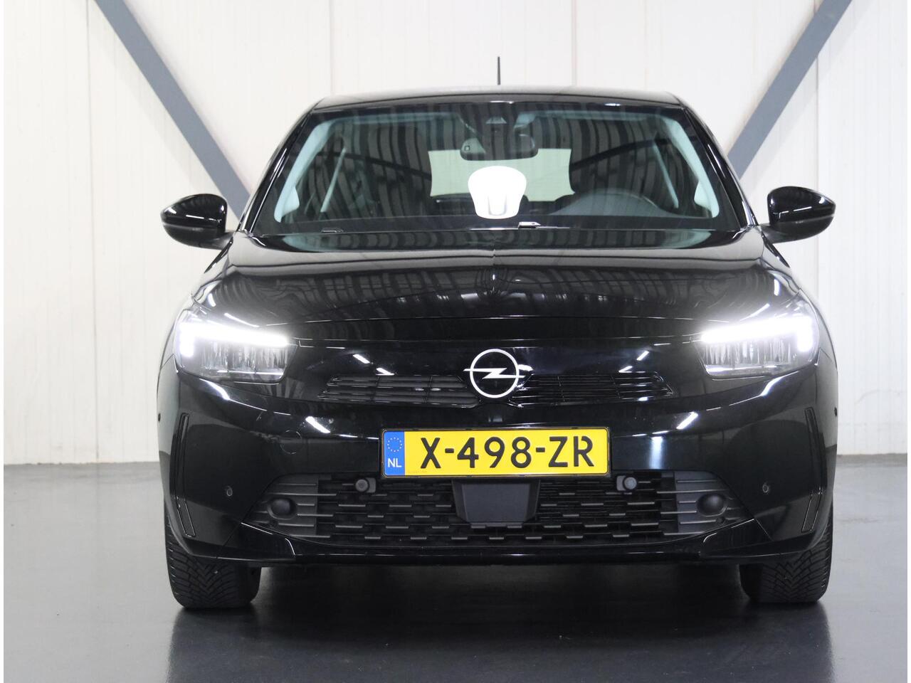Opel CORSA 1.2 75PK | AppleCarplay/AndroidAuto | Airco | Cruise Control | 10"scherm | Camera | LED | Parkeersensoren | Isofix | All Season Banden |