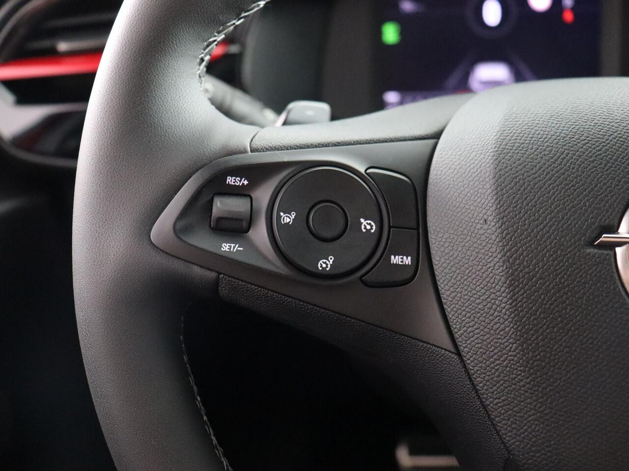 Opel CORSA 1.2 Level 4 (Camera / Navi / Cruise / Blindspot / Carplay)