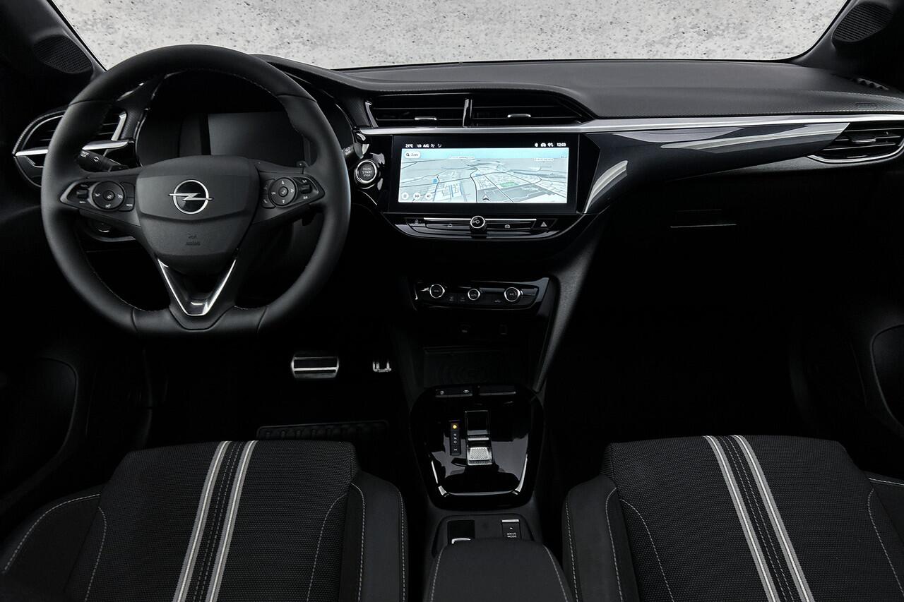 Opel CORSA 1.2 Level 4 | Camera | Cruise control | LED | Navigatie | Panoramadak | Stoelverwarming