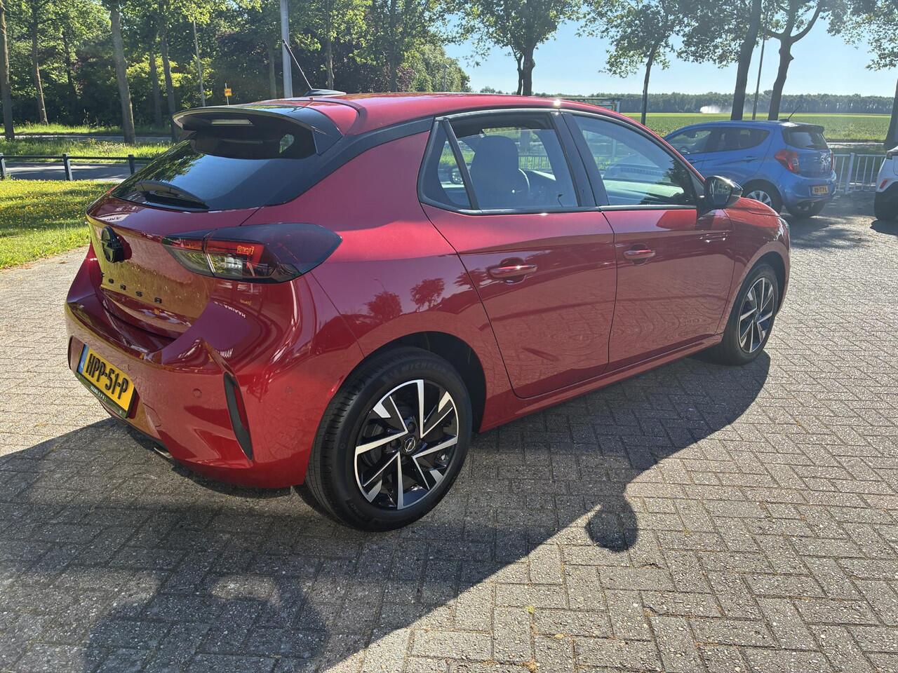 Opel CORSA 1.2 Turbo 102Pk GS-Line | Airconditioning | Elektrisch Pakket | Camera | Cruisecontrol | Navigatie via Apple Carplay/Android Auto | LM-Velgen | Parkpilot