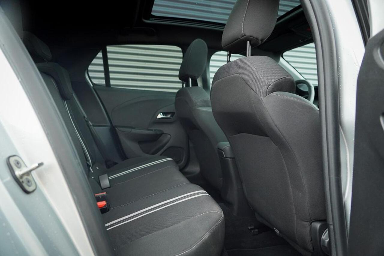 Opel CORSA 1.2 Turbo GS / Pano / Carplay / 130 PK / Stoelverwarming / Aut