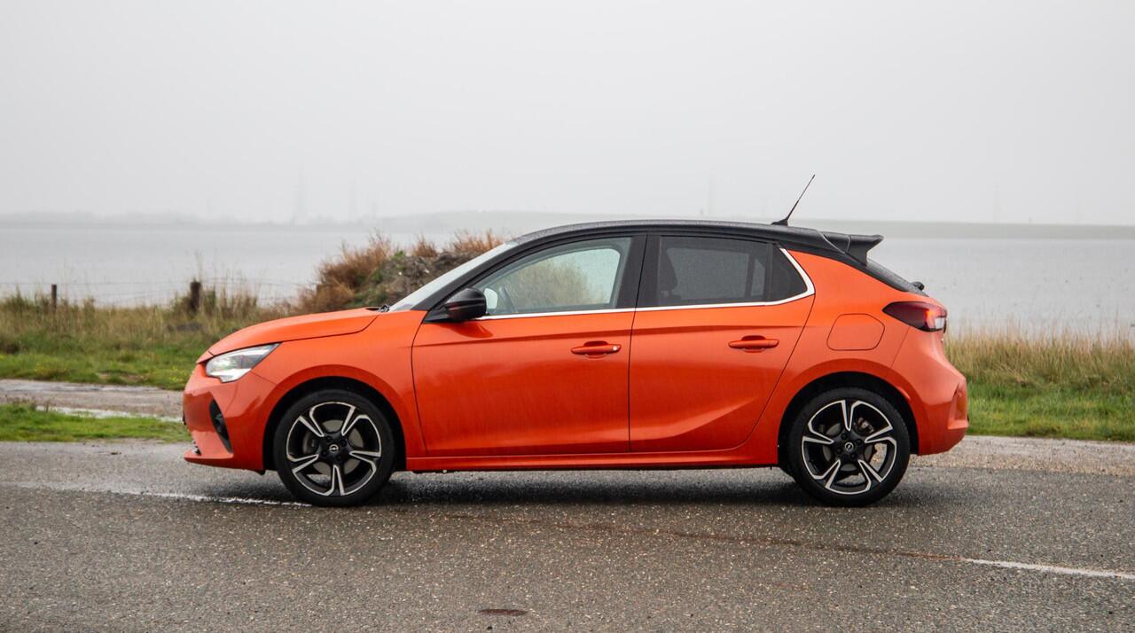 Opel CORSA 1.2 Turbo AUTOMAAT / CARPLAY / CAMERA / DEALER AUTO