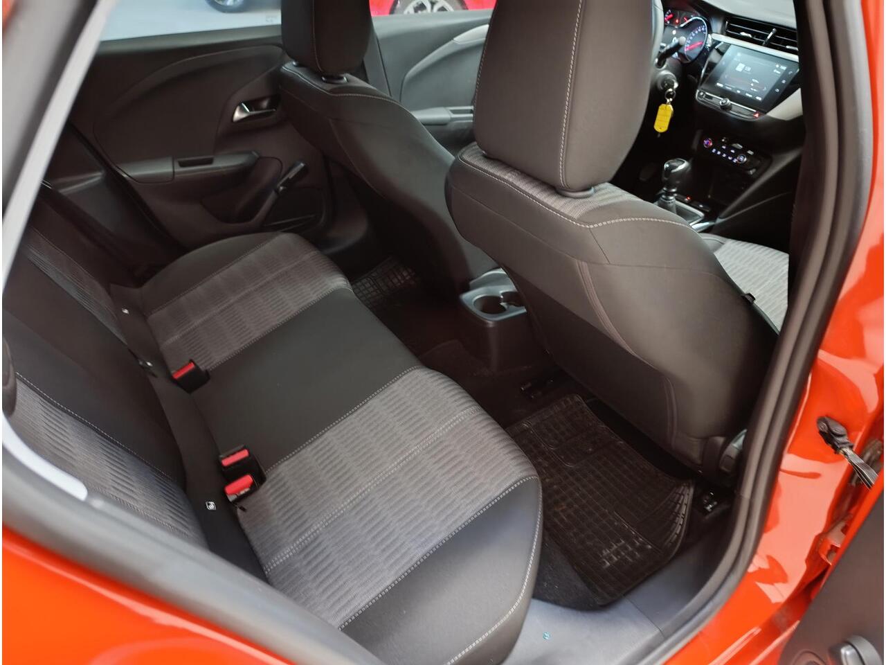 Opel CORSA 1.2 Edition Airco | Camera | Pdc | licht metaal | 75 kw