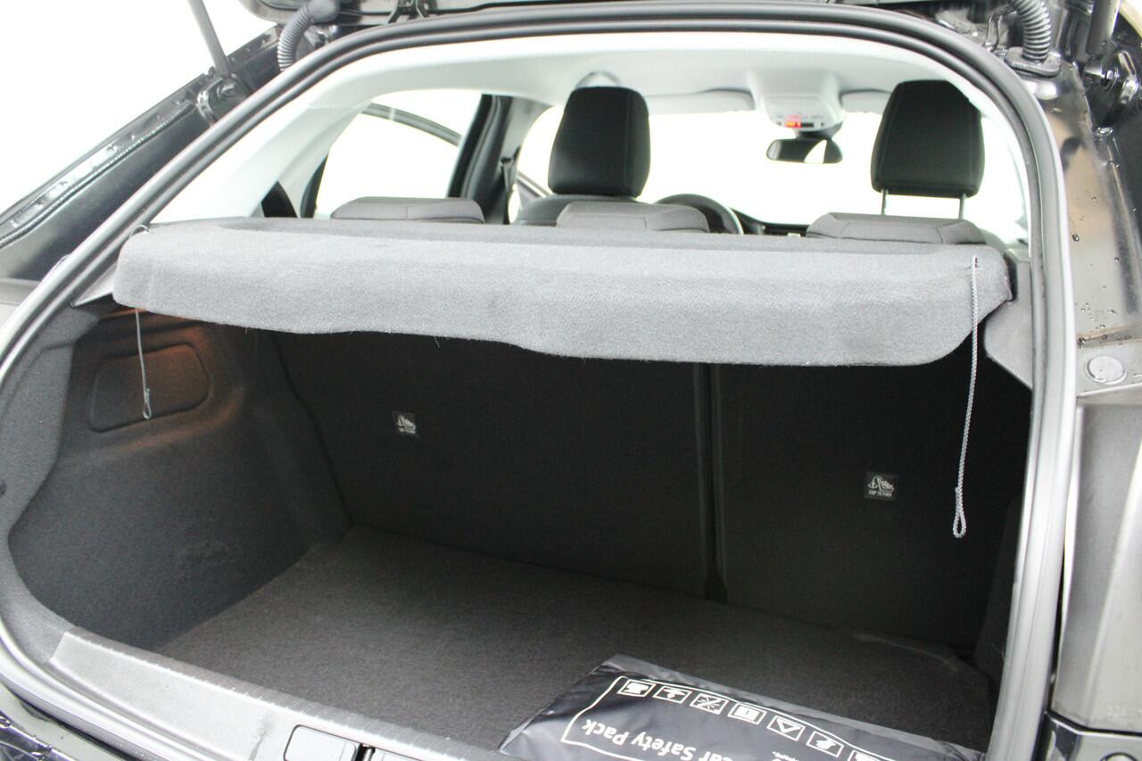 Opel CORSA 1.2 | Automaat | Carplay / Airco / Cruise / Bluetooth