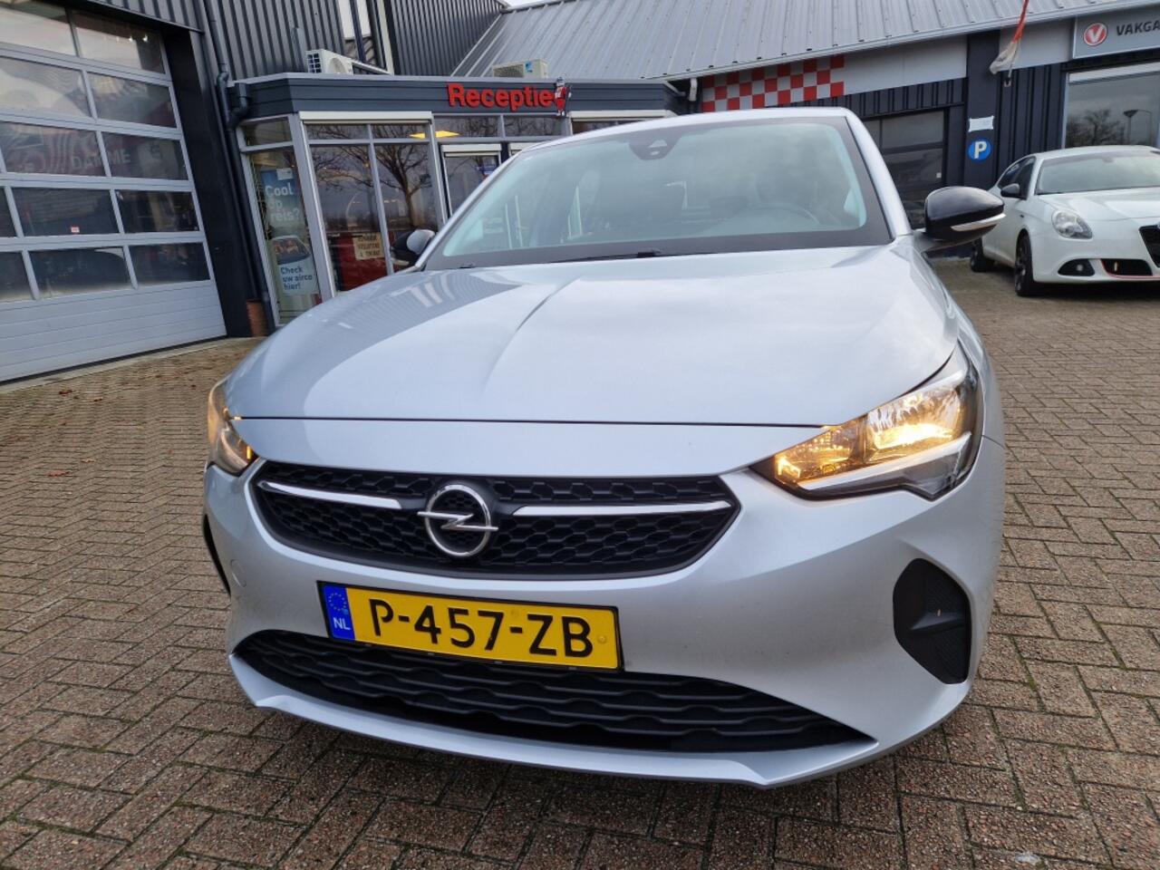 Opel CORSA 1.2 Edition