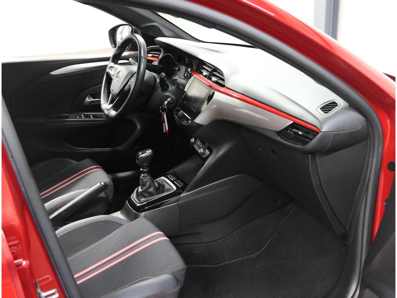 Opel CORSA 100PK GS Line | 1ste eigenaar | AppleCarPlay/Android | LED lampen | Airco | Cruise Control | DAB Radio | 16"LMV | Isofix |