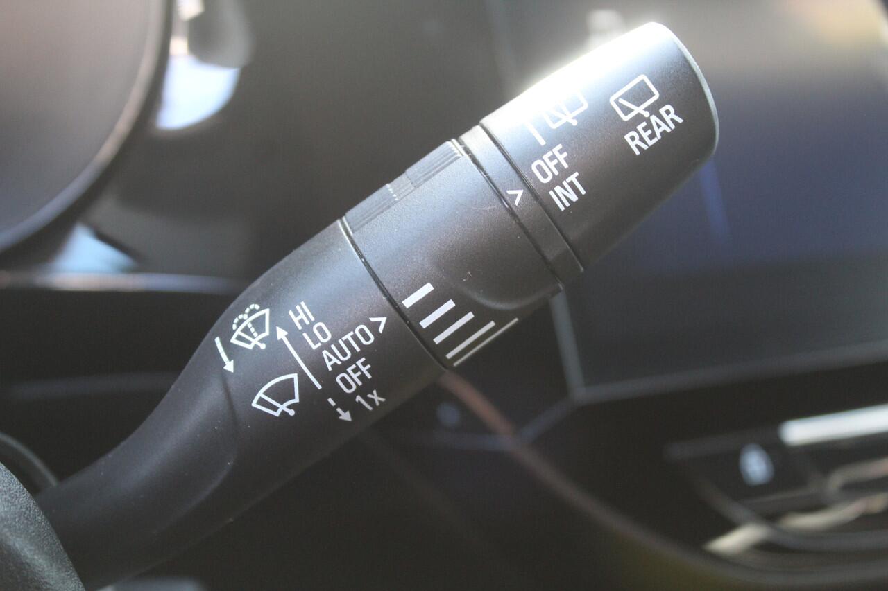 Opel CORSA 1.2 Turbo Hybrid GS Dodehoek detectie l Apple carplay / Android auto l Parkeercamera achter l Parkeersensoren voor en achter l Lane assist l VDL auto