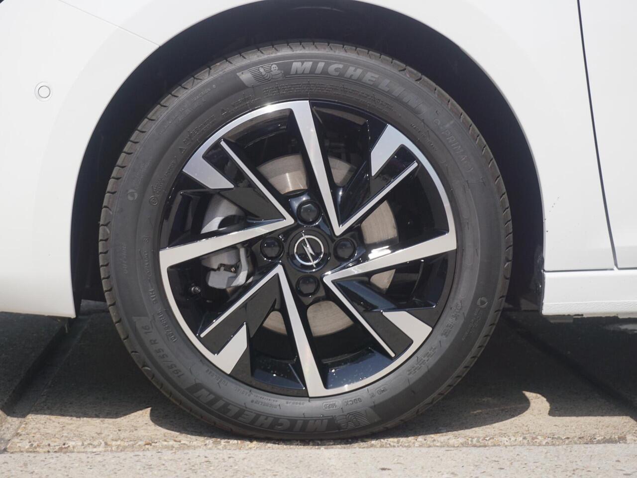 Opel CORSA 1.2 Turbo Hybrid GS