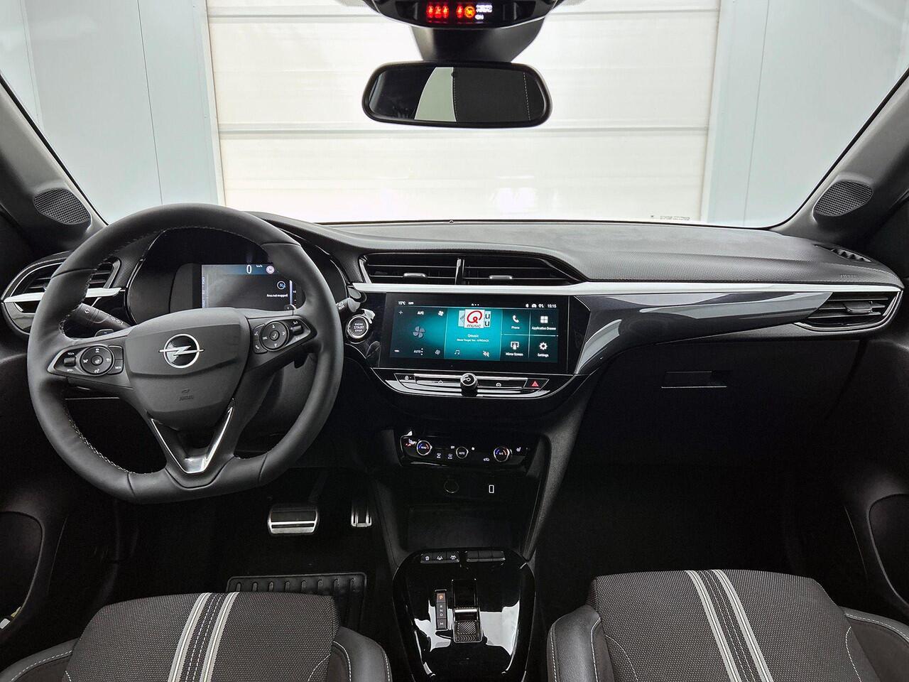 Opel CORSA 1.2 Turbo 136pk Hybrid GS Auto. Navigatie Apple Carplay/ Android Auto Camera Parkeersensoren Cruise Control Stoel- en stuurverwarming Airco Lichtmetalen velgen Getinte ramen