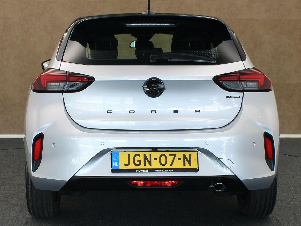 Opel CORSA 1.2 Turbo Hybrid GS DIRECT UIT VOORRAAD LEVERBAAR- ORIGINEEL NEDERLANDSE AUTO - PARKEERSENSOREN VOOR/ ACHTER - SPORTSTOELEN - DODEHOEK DETECTIE - CAMERA - TWO TONE LAK - VOORSTOELEN VERWARMD - APPLE CARPLAY/ ANDROID AUTO -