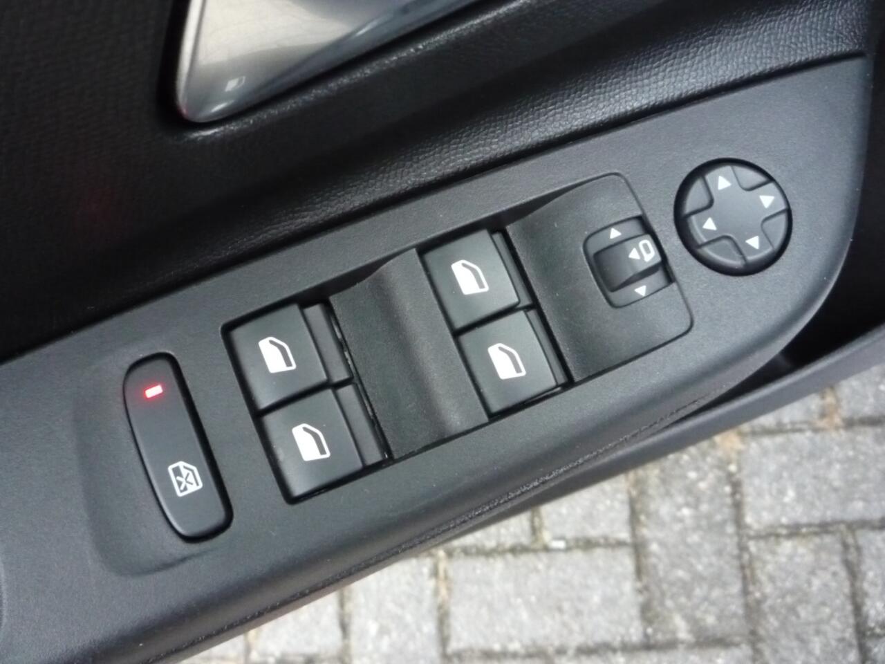 Opel CORSA 1.2 Hybrid (145Pk) GS Keyless Camera Navi Géén Afleverkosten