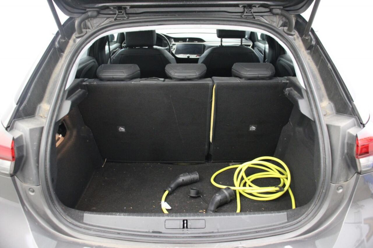 Opel CORSA electric Elegance 50 kWh - Carplay, Navi, Half Leer, Camera, Clima, SOH 88%