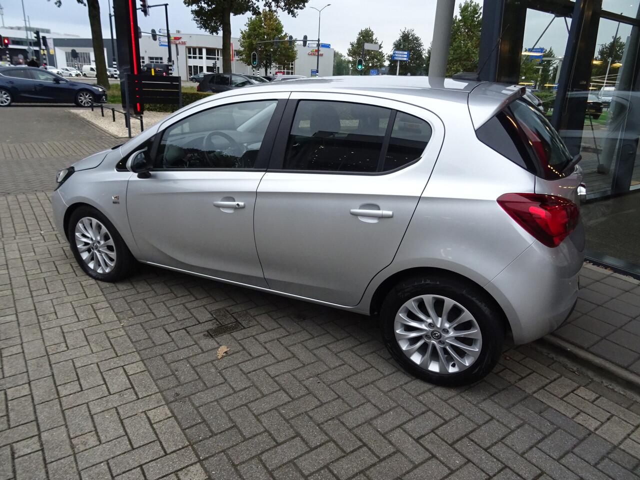 Opel CORSA 1.0 Turbo 120 Jaar Edition | NAVIGATIE | CRUISE CONTROL | CAMERA | CLIMATE CONTROL |