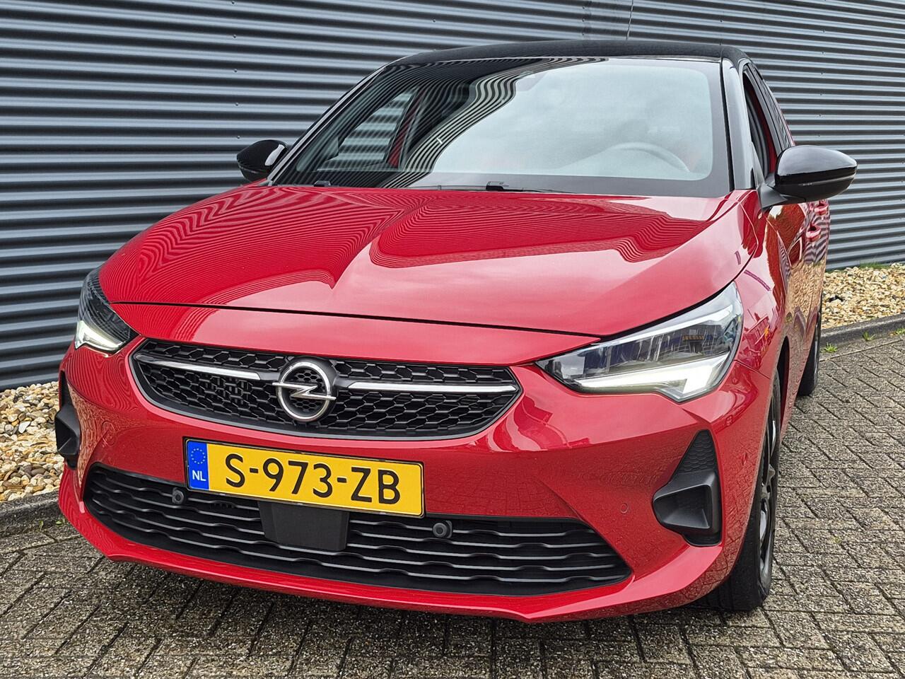 Opel CORSA 1.2 Level 4 GS 100PK | Two Tone | Zwarte Velgen | Navigatie via Apple Carplay of Android Auto | Dode Hoek Bewaking | Camera | Pakeersensoren voor en achter |